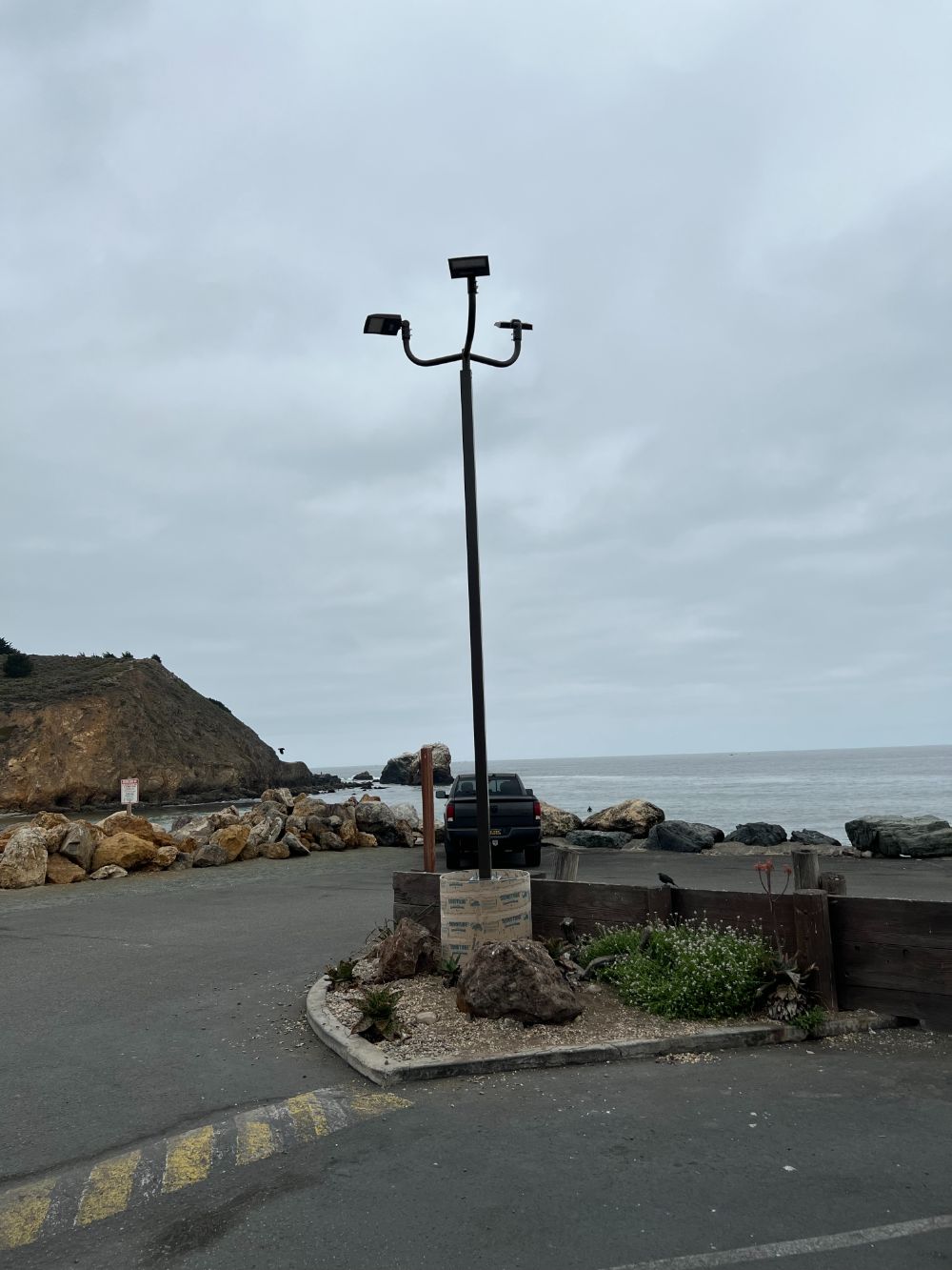 Parking Light Pole and LED Fixtures Retrofit in Pacifica, CA