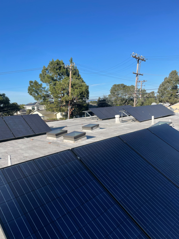 Solar panel flat roof install (1)